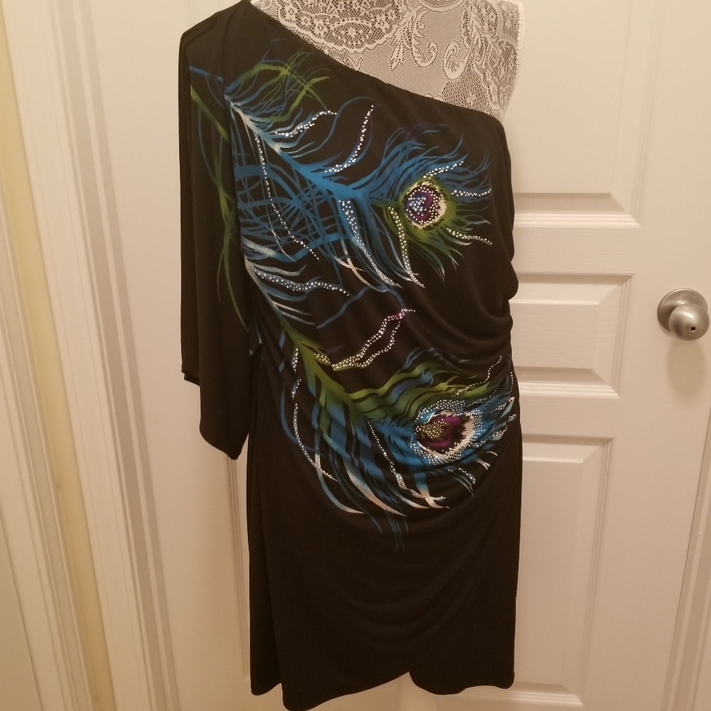 One shoulder black dress